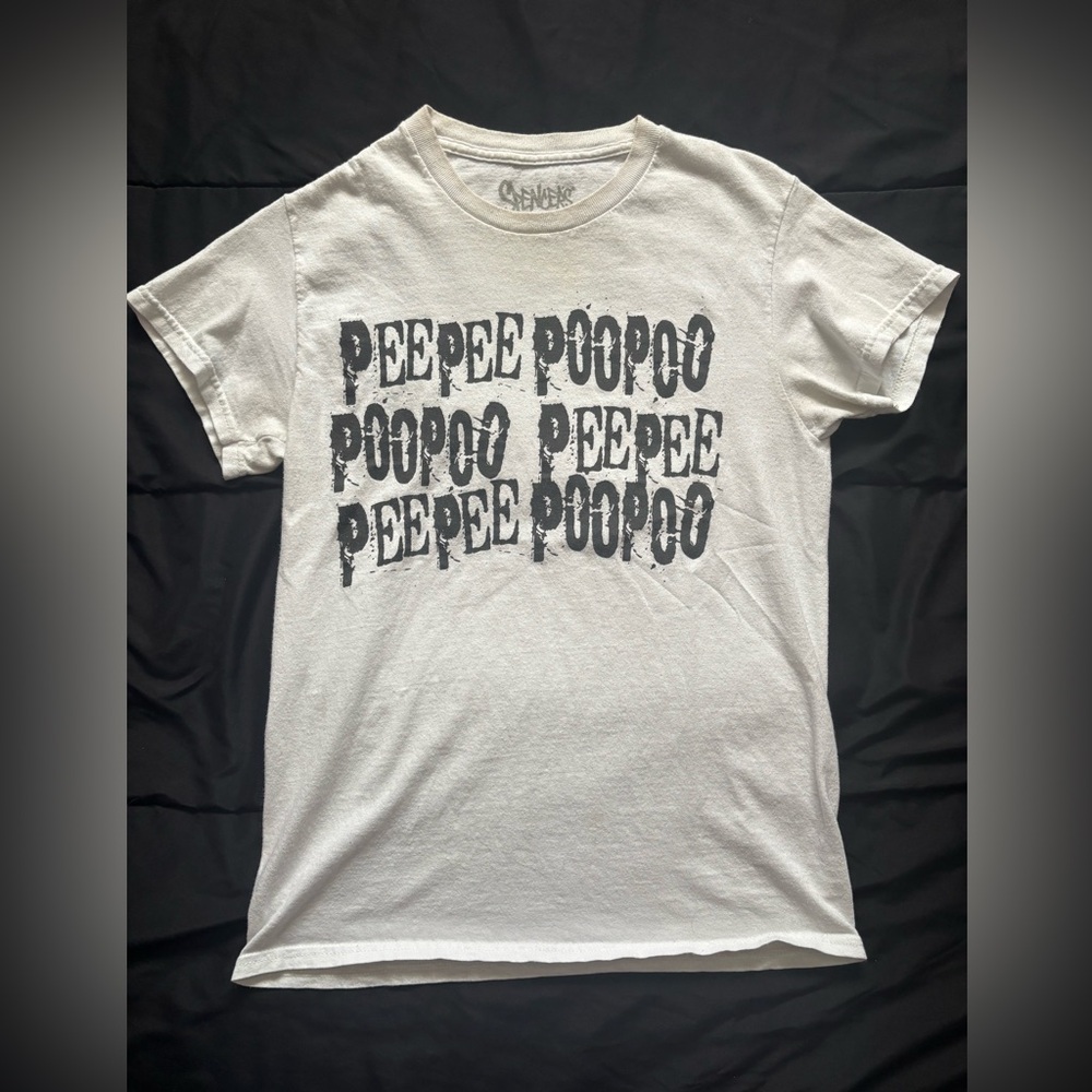 spencer’s pee pee poo poo t shirt size s (discolouration - see description)